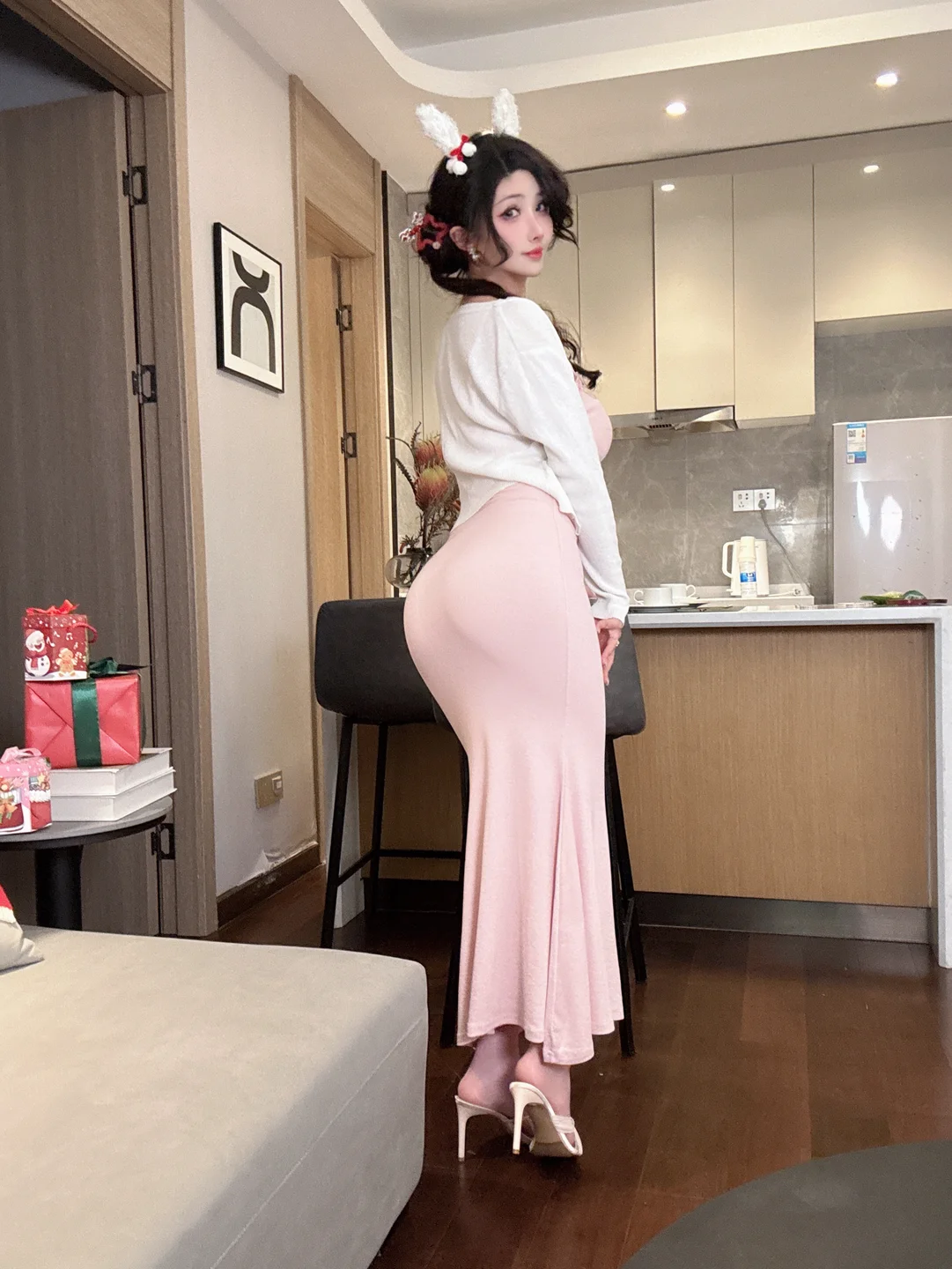 rioko凉凉子 – 圣诞草莓蛋糕 [32P10V-736MB] TG@icoset008.webp