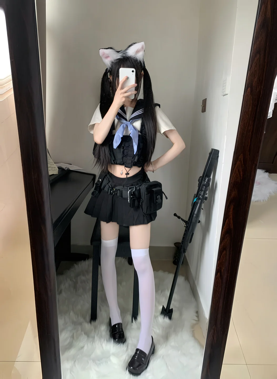 rua阮阮 - No.016 战术自搭 [18P-233MB] 002.webp