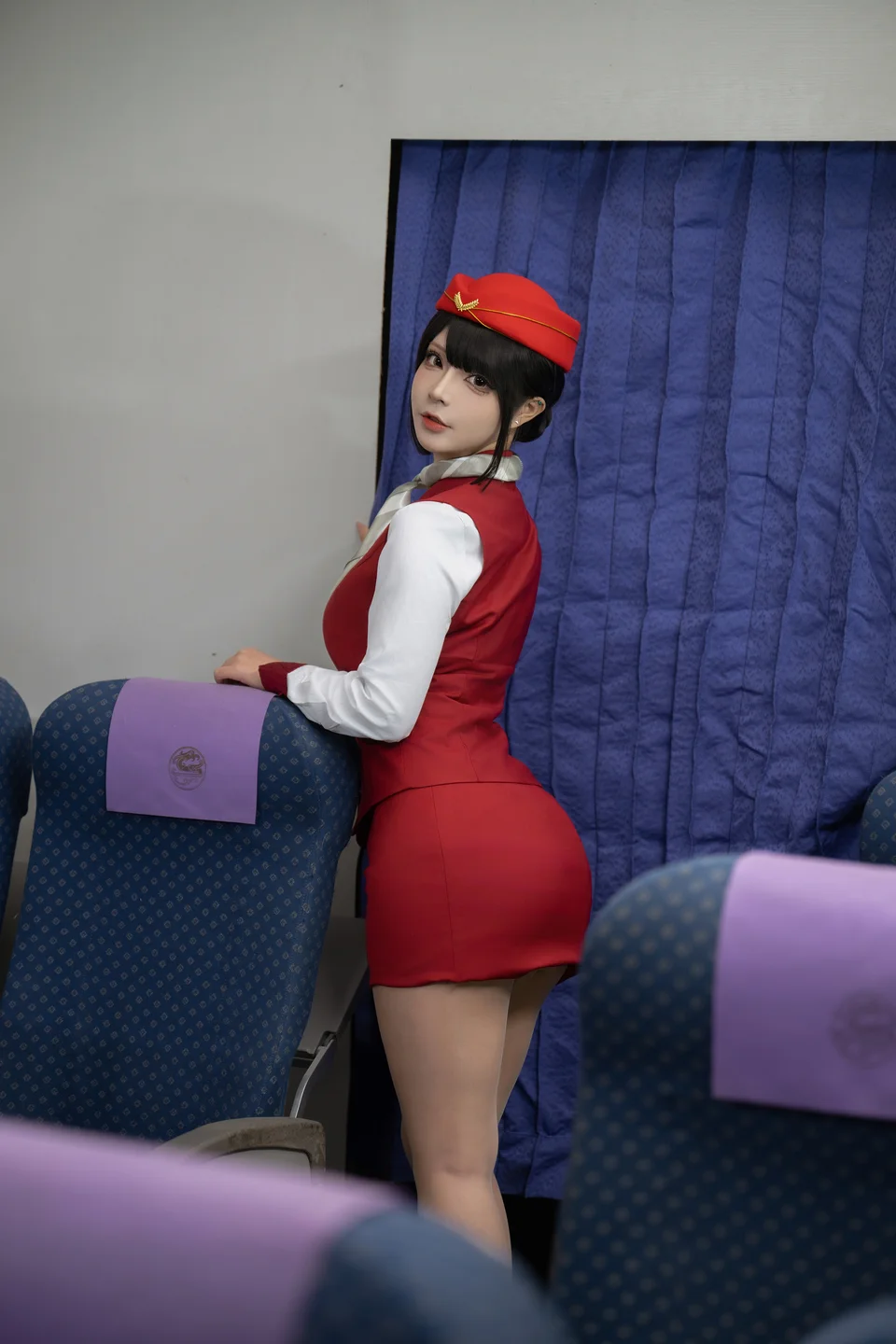 yuuhui玉汇 - 升舱服务 [128P2V-1.33GB] 【丝足阁写真】001.webp