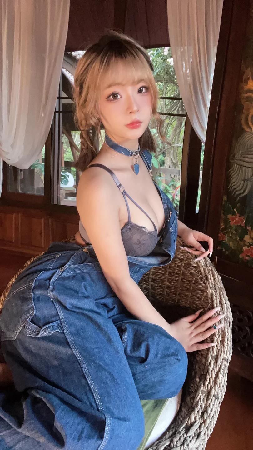 yuuhui玉汇 - 背带裤妹妹 [41P 1V] 20240929-003159(8).webp