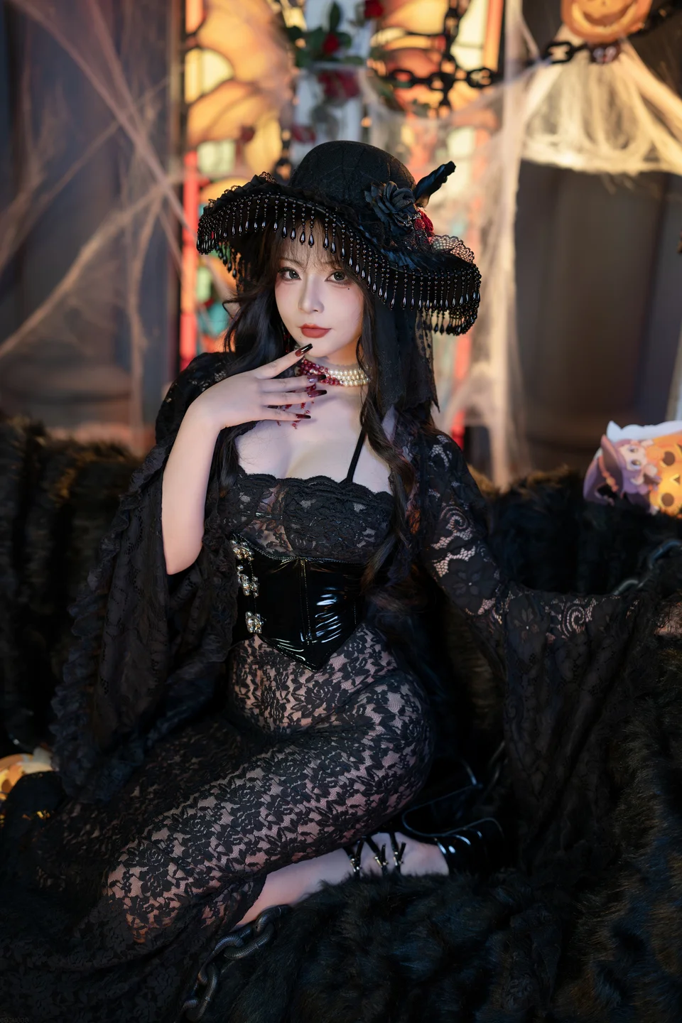 yuuhui玉汇 - 魔女狂欢夜 [133P 1V] tg@simisebaisi11.webp